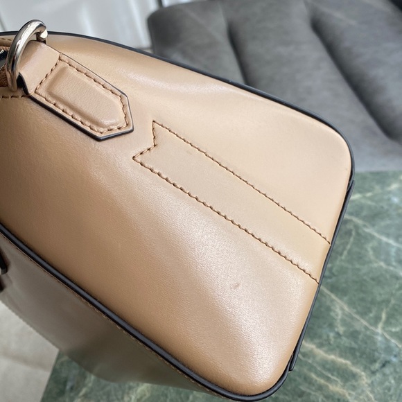 Mini Givenchy Antigona - Picture 7 of 17